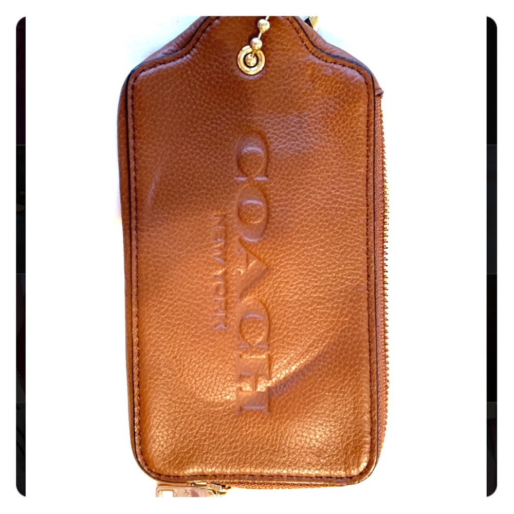 NWOT Coach Wristlet